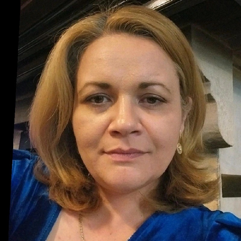 Dr. Yaren Thompson